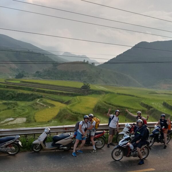 motorbike mu cang chai tour- zonitrip