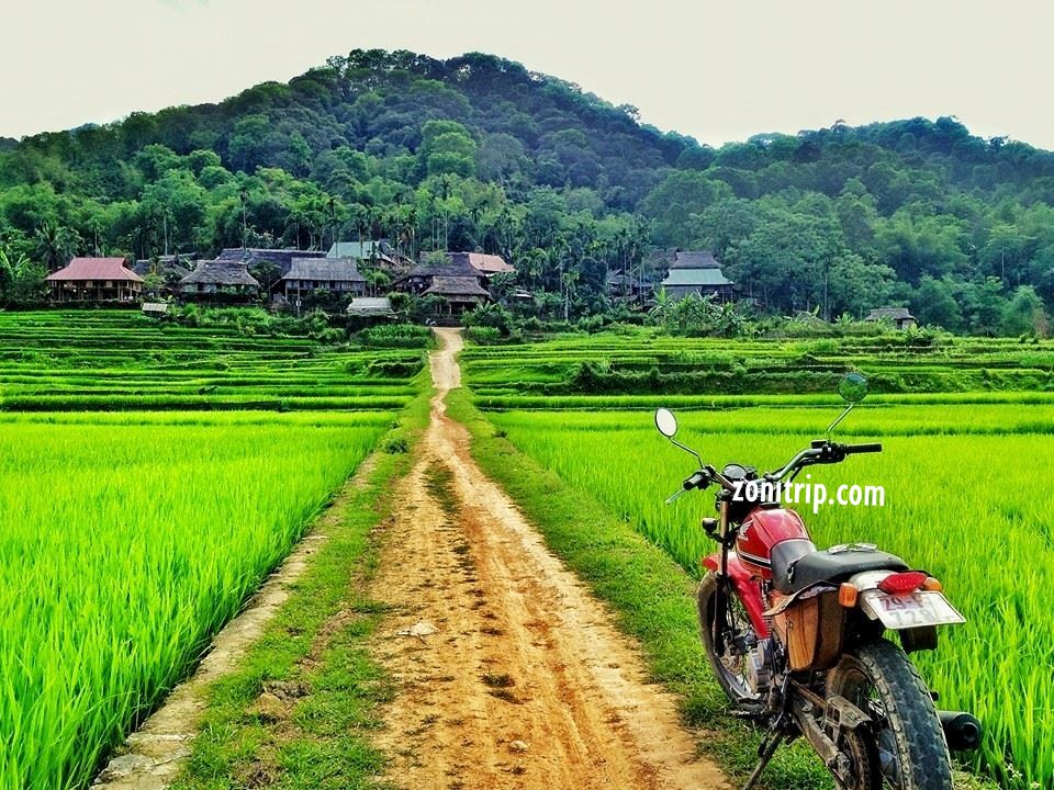 Motorbikes in Northern Vietnam 