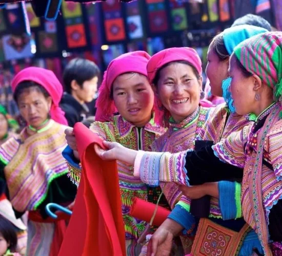 Bac Ha Market, Sapa, zonitrip