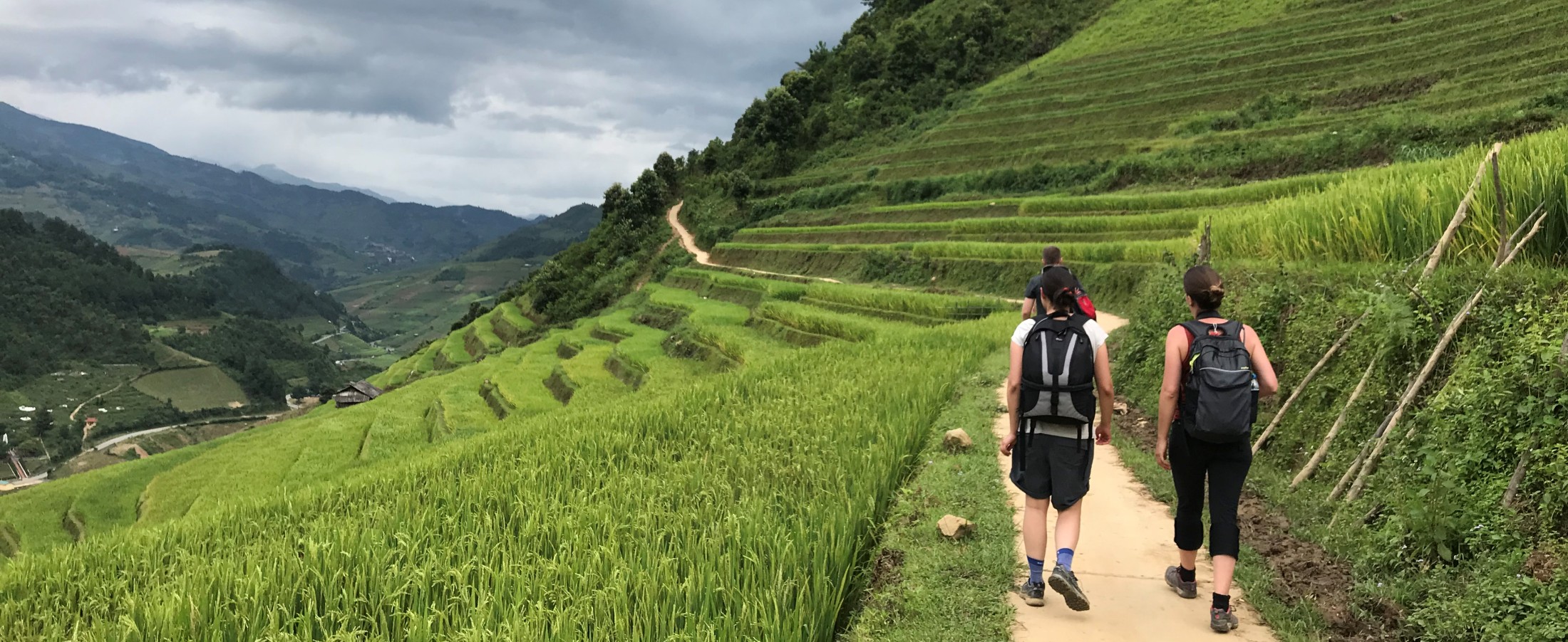 Slide Trekking Vietnam 2200x900-zonitrip
