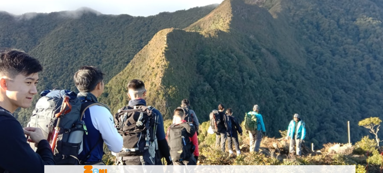 ta xua anh ngang 7 trekking Ta Xua mountain- Zonitrip