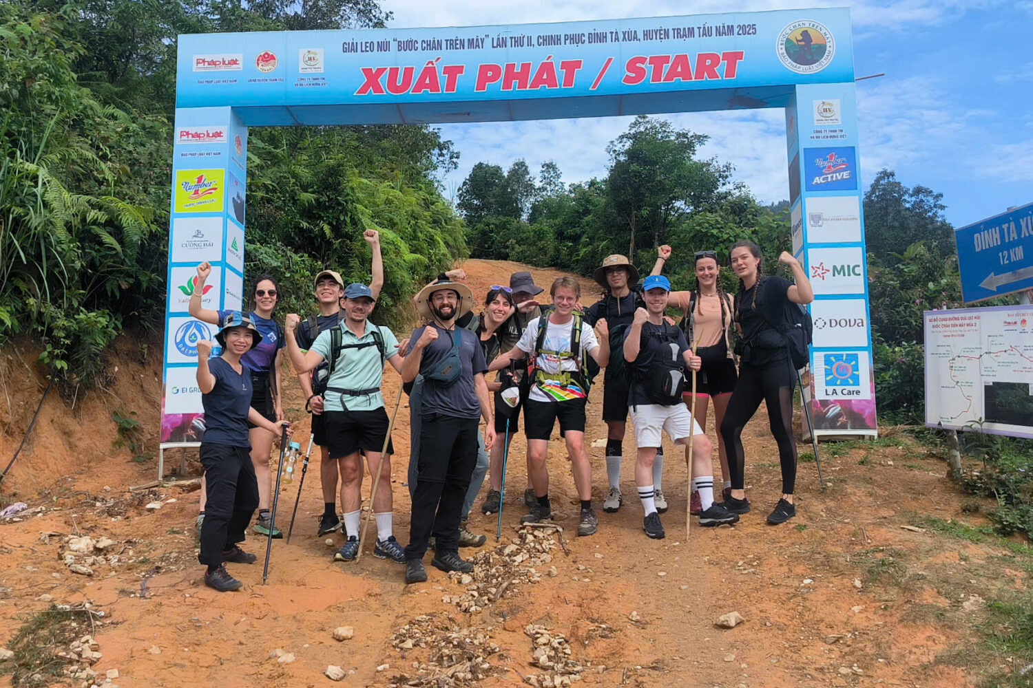 Trek Ta Xua mountain, Tram tau, orgnized by zonitrip