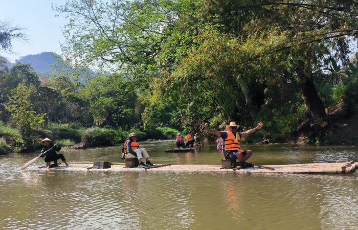 bamboo raft in pu luong