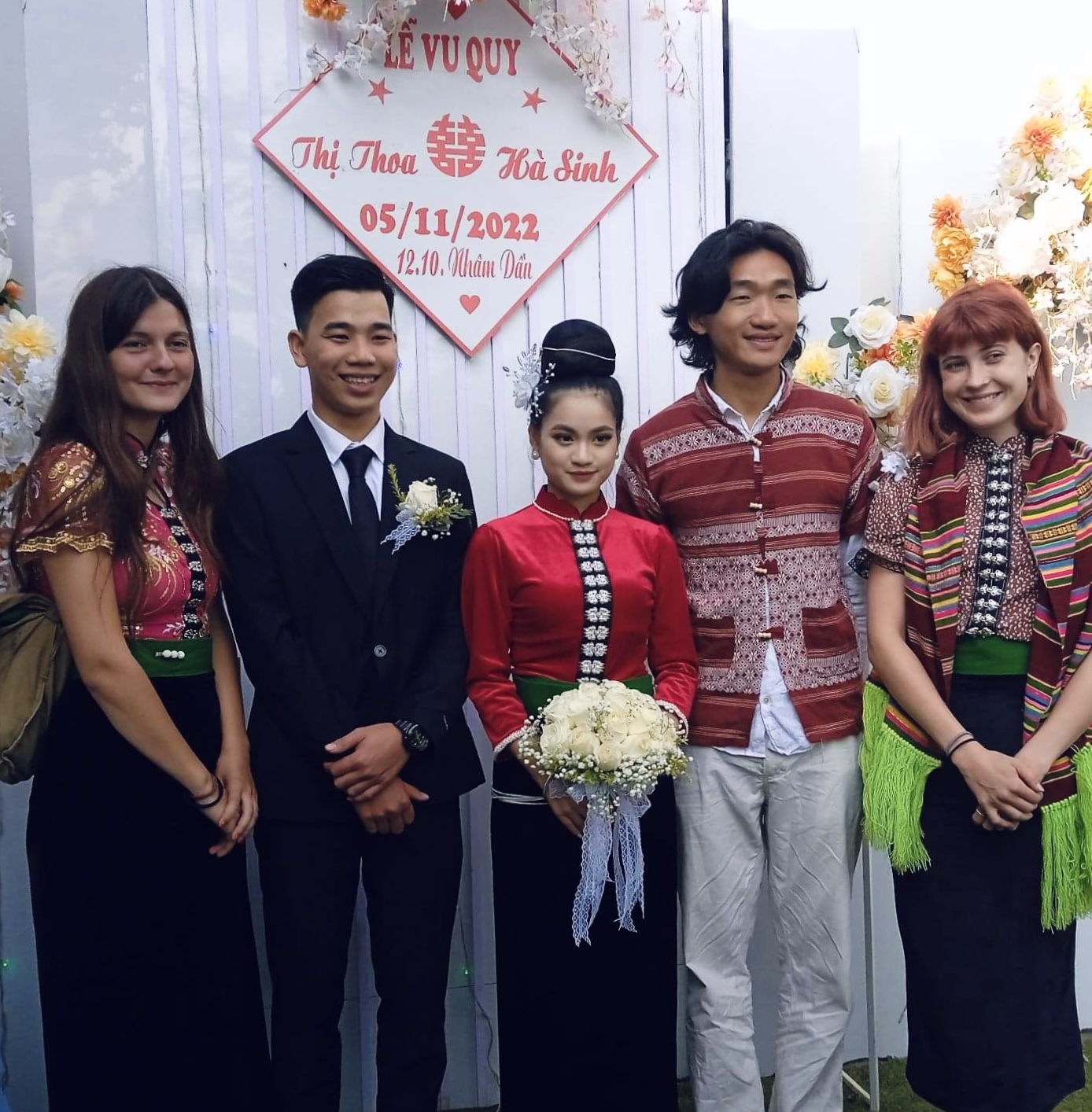 Experience wedding with ethnic people in Tram Tau