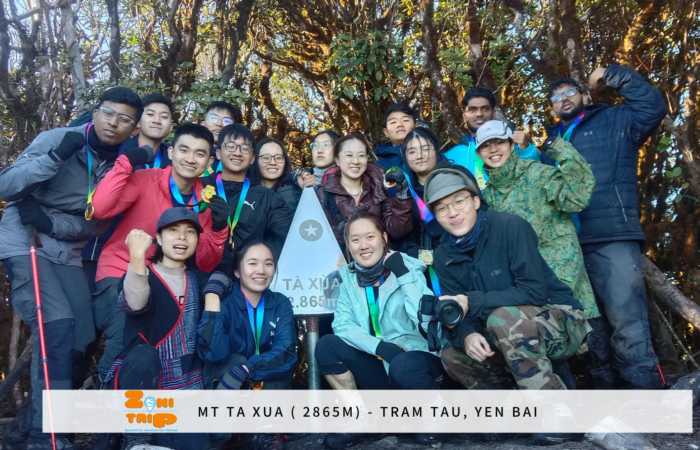 Trek Ta XUa- team singapore-zonitrip